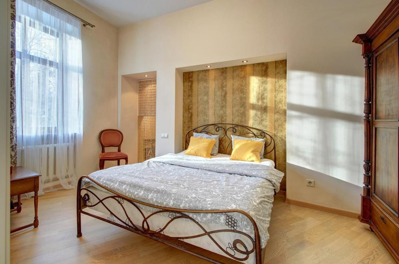 Romantic City Center Apartment In Old Town Вильнюс Экстерьер фото